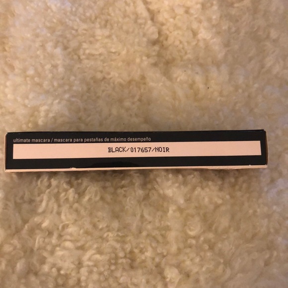 Ultimate Mascara - Picture 2 of 2